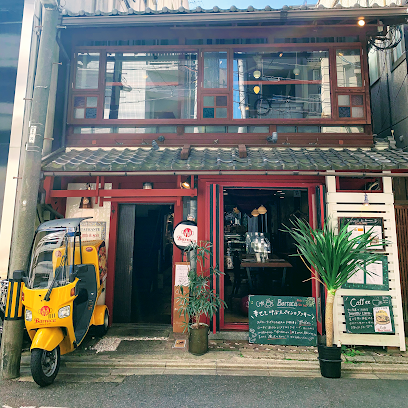 Spanish Cafe & Restaurant La Barraca, 京都
